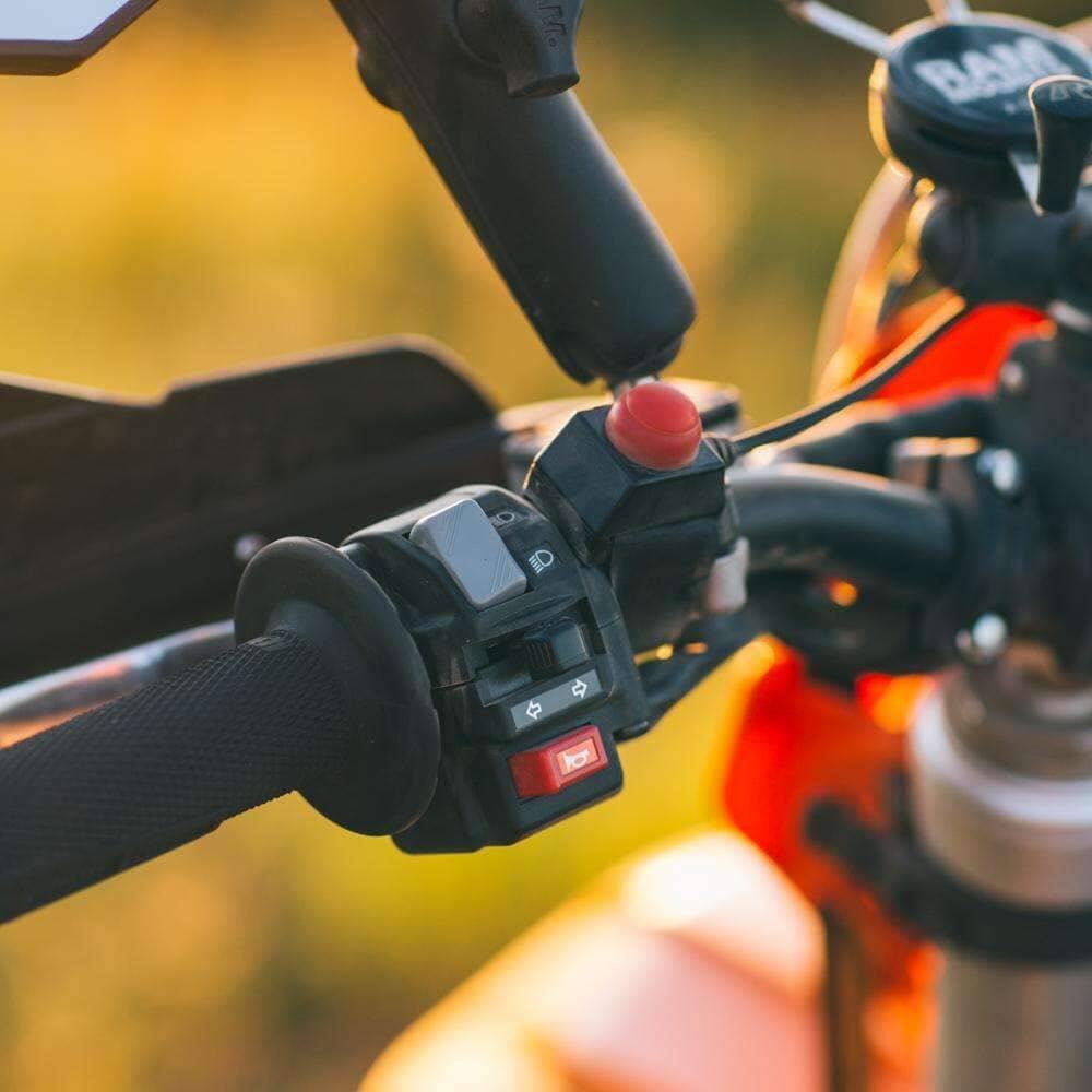 MOTO MAX Kit with Radio, Helmet Kit, Harness, and Handlebar Push-To-Talk