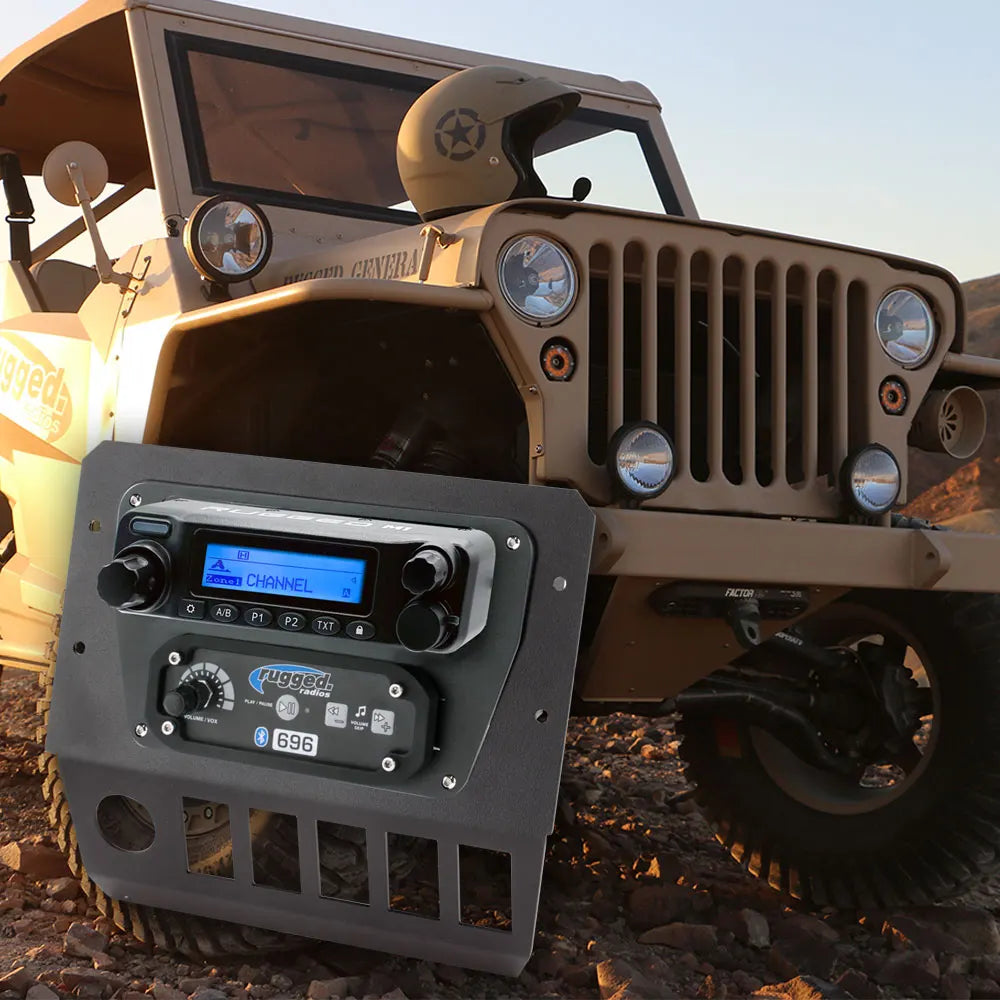 Polaris General - Dash Mount - 696 PLUS with Business Band Radio